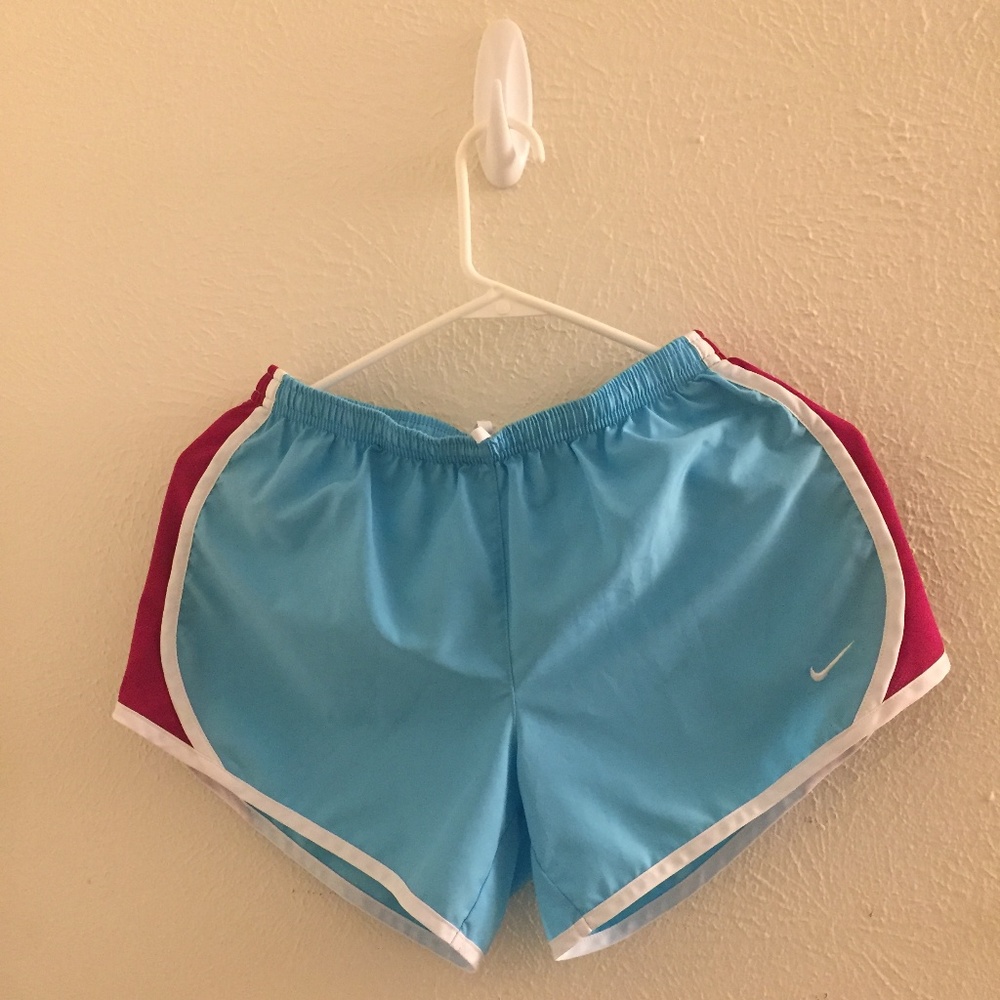 Nike Big Girls' Tempo Shorts